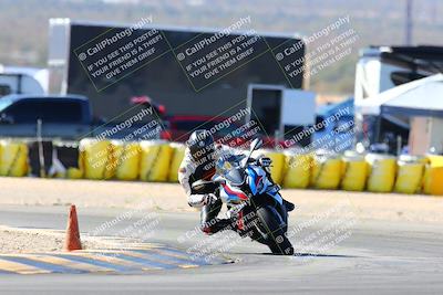 media/Feb-12-2022-SoCal Trackdays (Sat) [[3b21b94a56]]/Turn 2 (1045am)/